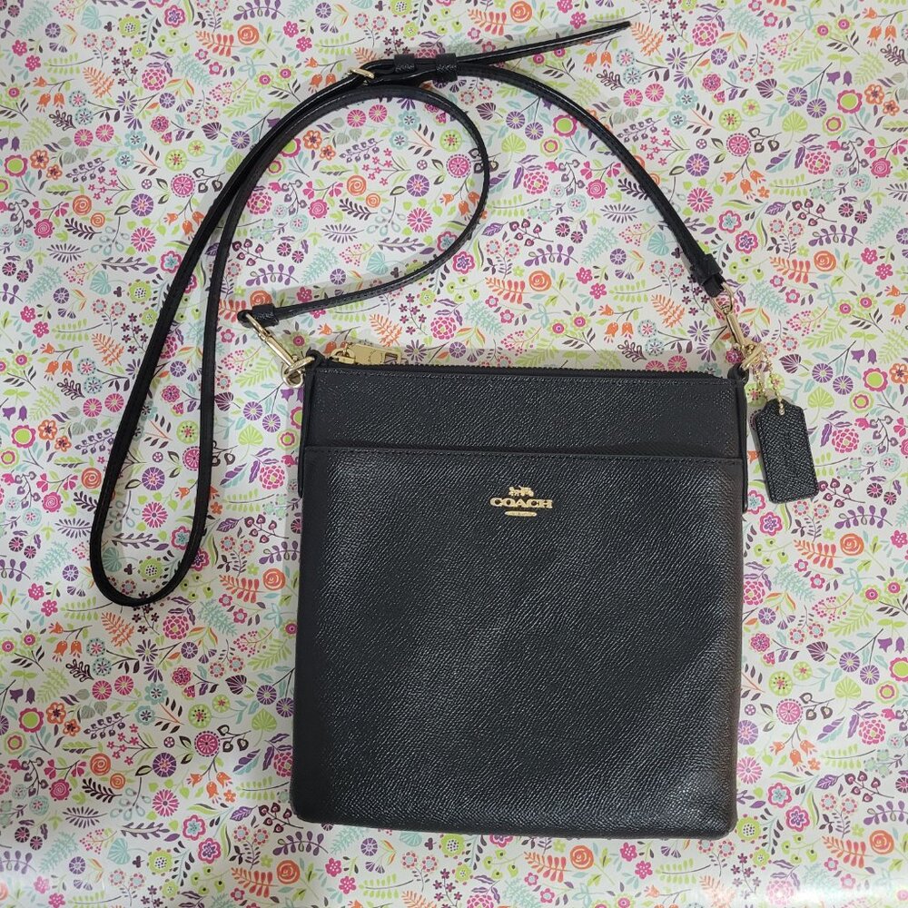 COACH LEATHER CROSS BODY PURSE *AUTHENTIC* - Picture 4 of 13